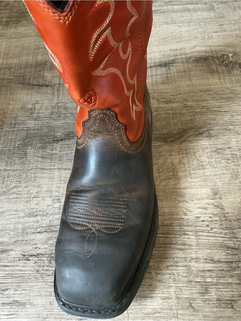 Ariat Men's WorkHog Wide Square Toe Work Boots Brown Brick Red Size 9.5 EE Wide